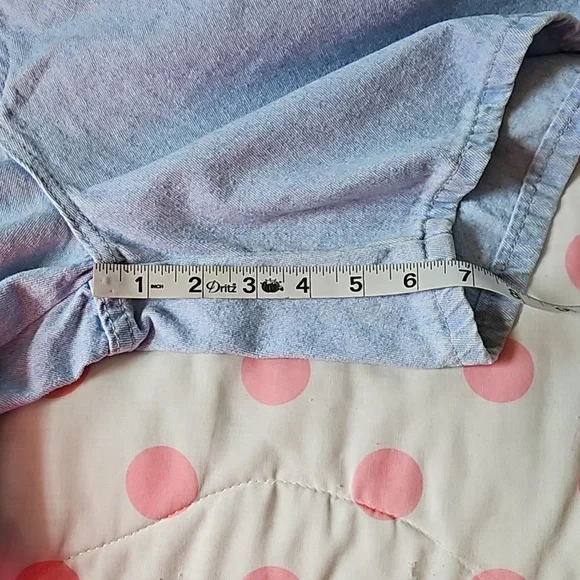 Lee ladies light wash shorts NWOT size 10 M. - Picture 14 of 15